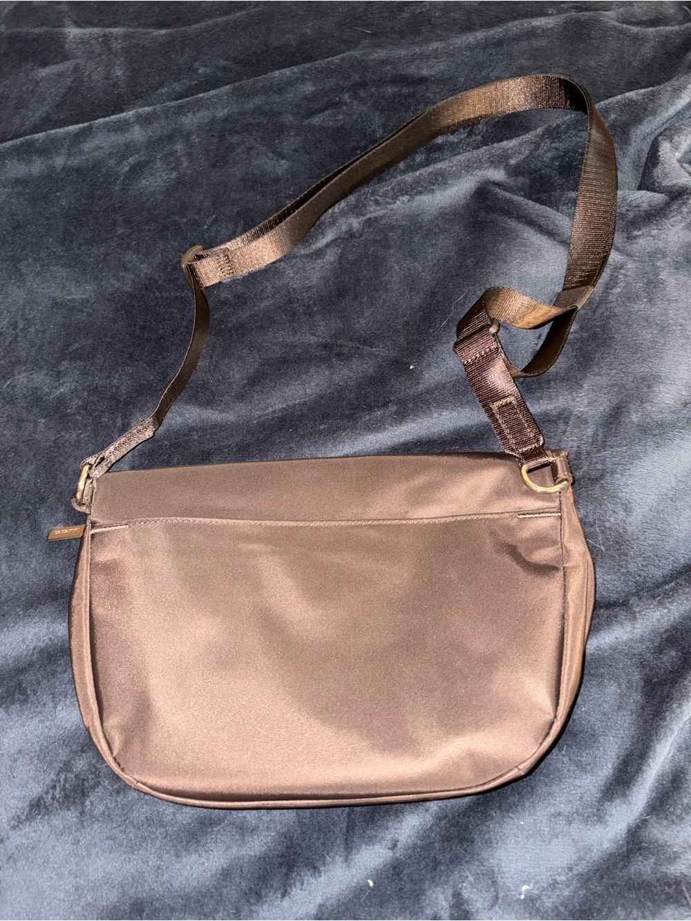 lululemon athletica Walnut; 5L festival bag - Picture 3 of 5